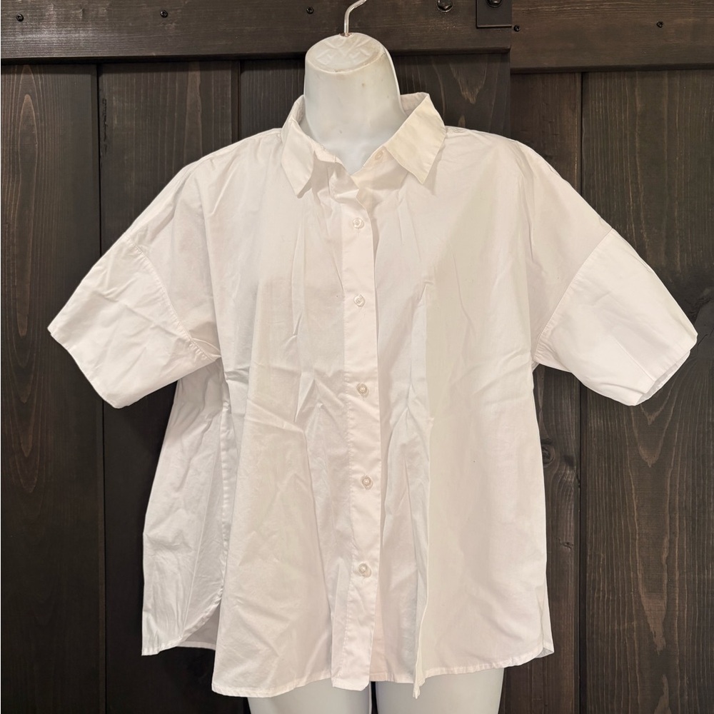 Calvin Klein Classic White boxy button down shirt medium